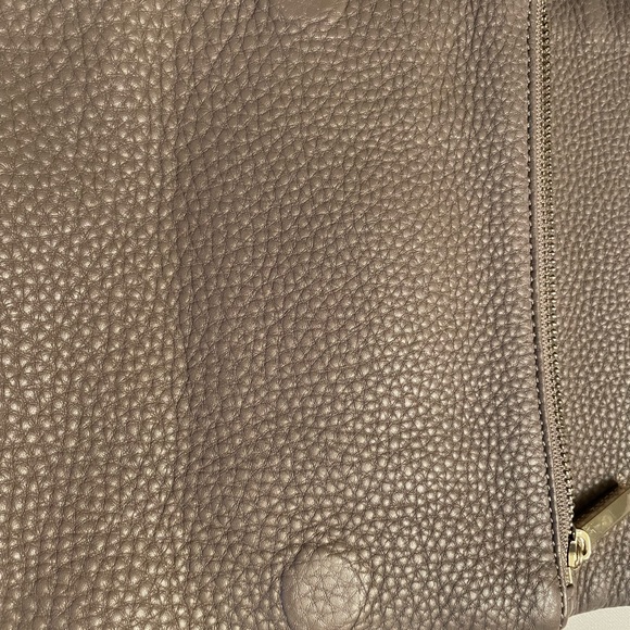 Celine Dion Collection taupe leather crossbody bag - Picture 8 of 16